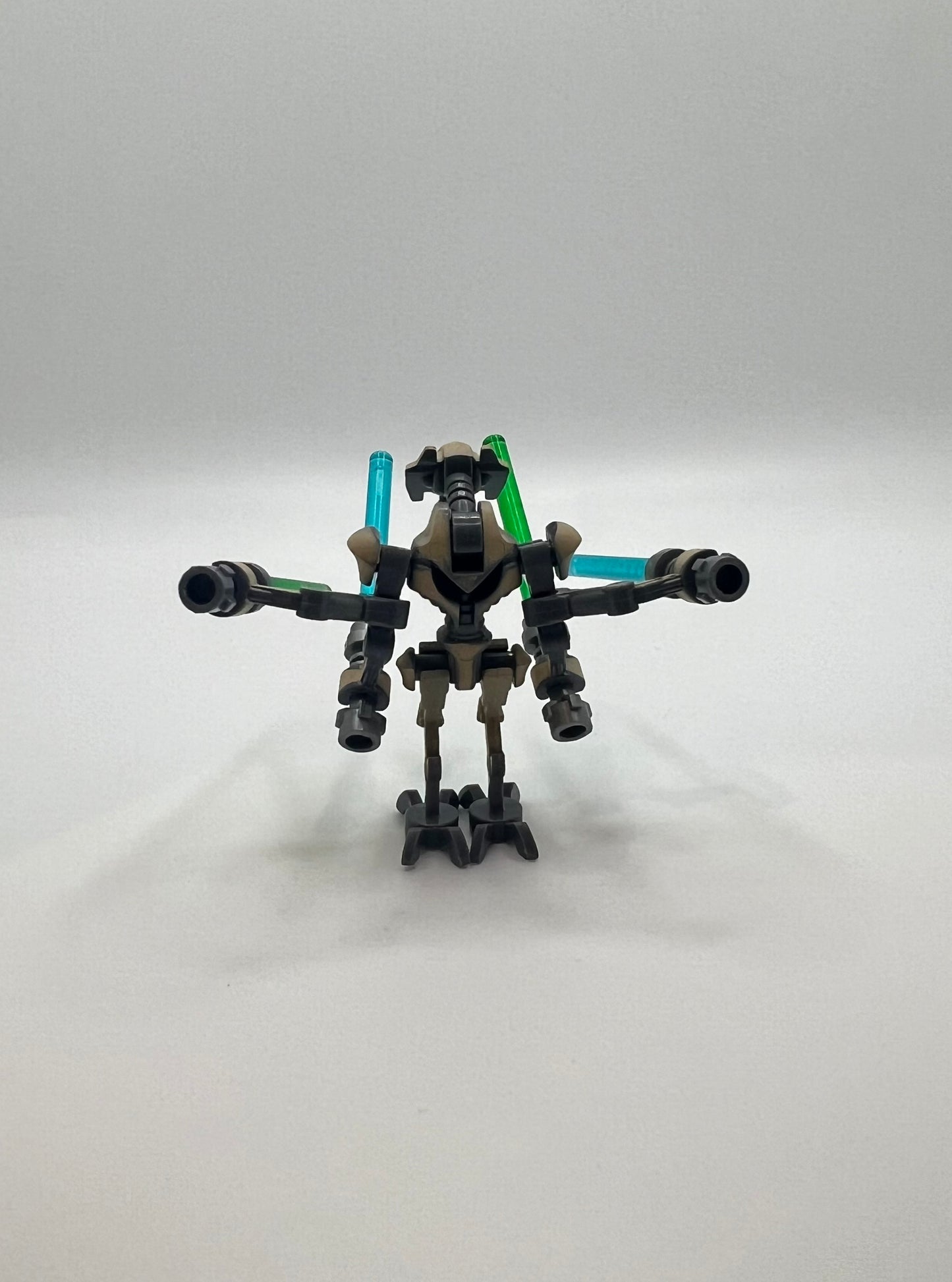 General Grievous Minifigure – 4 Arms & 4 Lightsabers – Separatist Droid General
