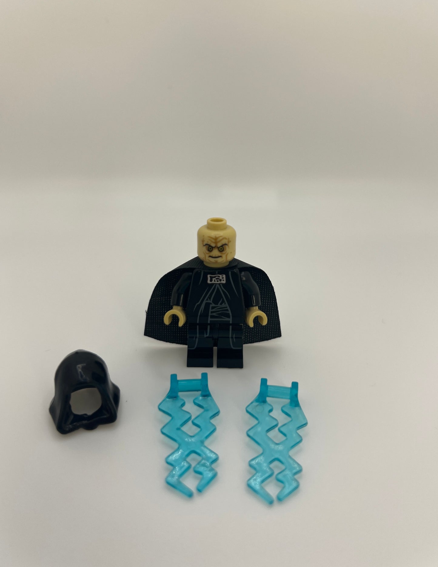Darth Vader & Emperor Palpatine Minifigure Bundle – Sith Lords with Cape, Hood & Lightning