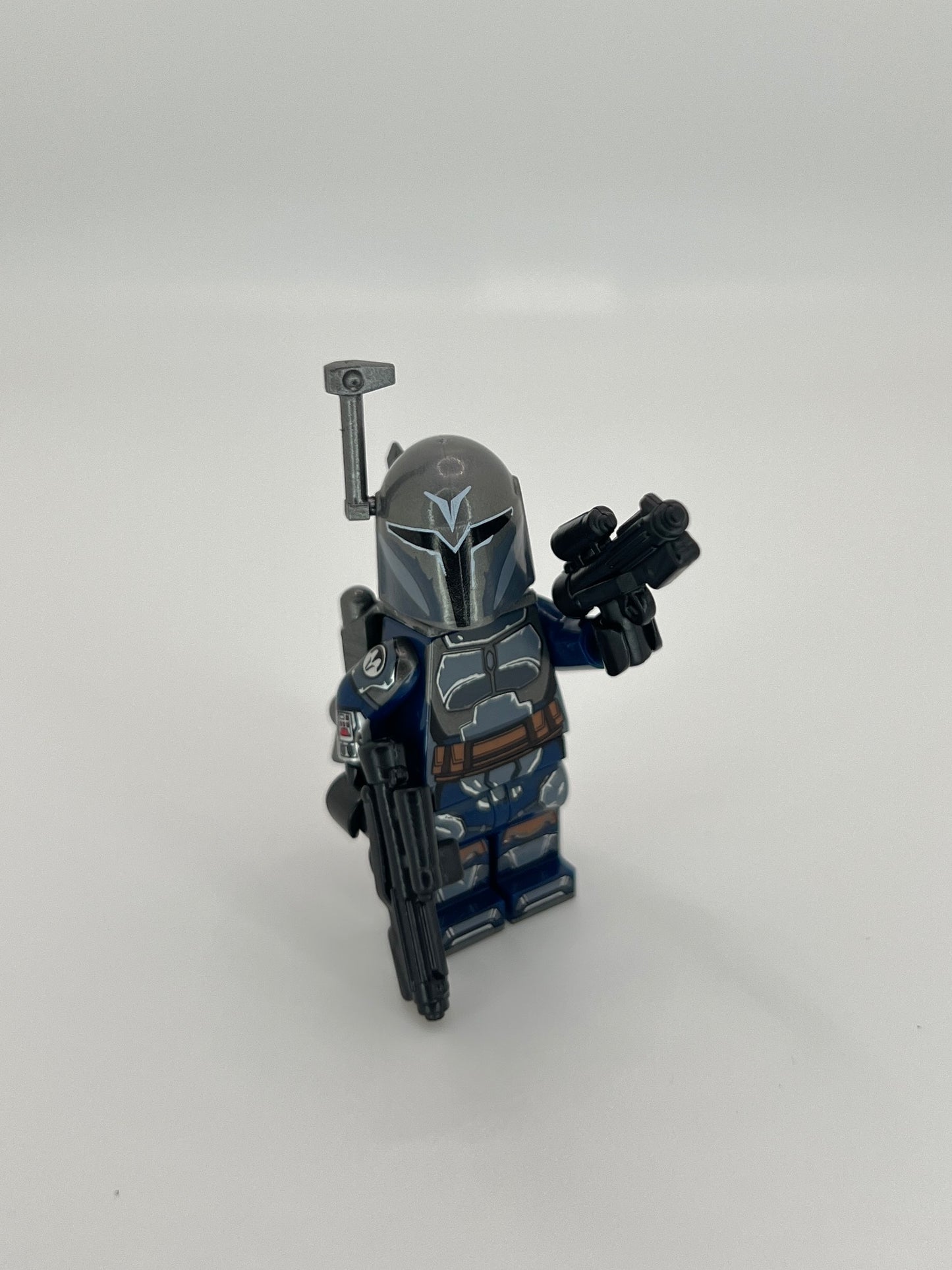 Lady Bo-Katan & 4 Nite Owl Mandalorian Minifigure Bundle – Jetpacks, Blasters & Shield