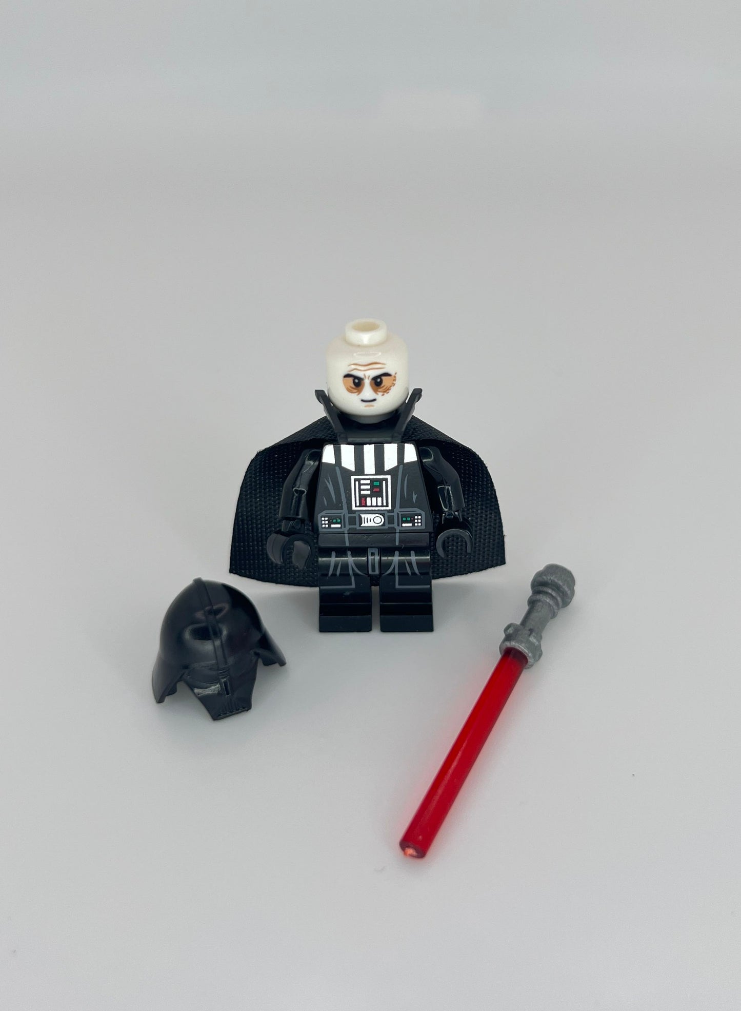 Darth Vader & Emperor Palpatine Minifigure Bundle – Sith Lords with Cape, Hood & Lightning