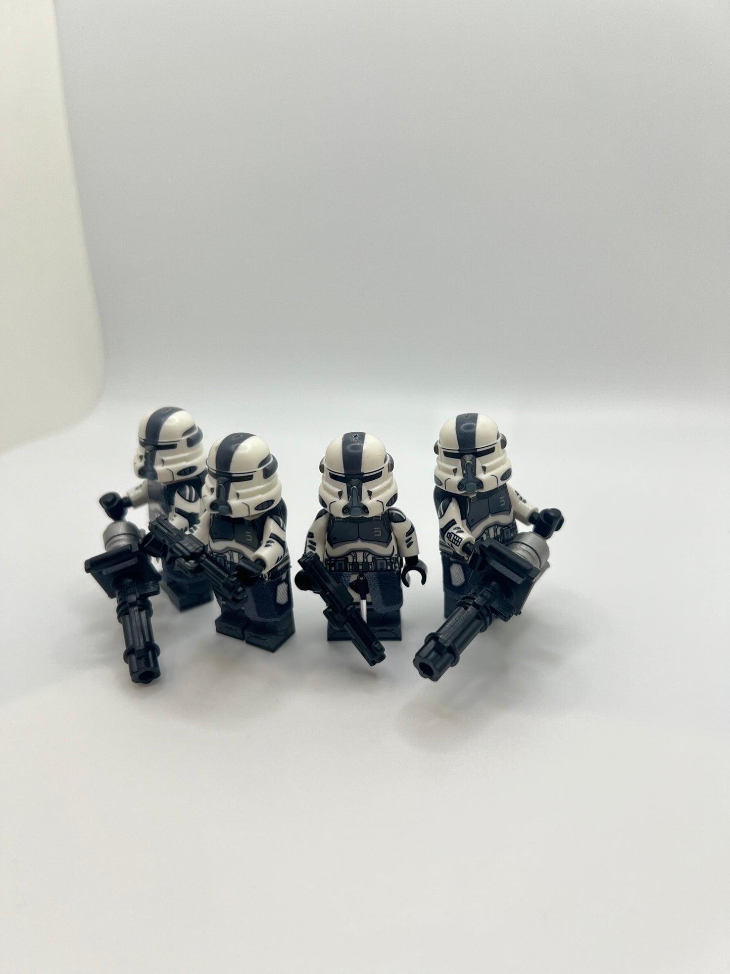 Wolfpack 104th Battalion Airborne Custom Clone Trooper Minifigure Bundle