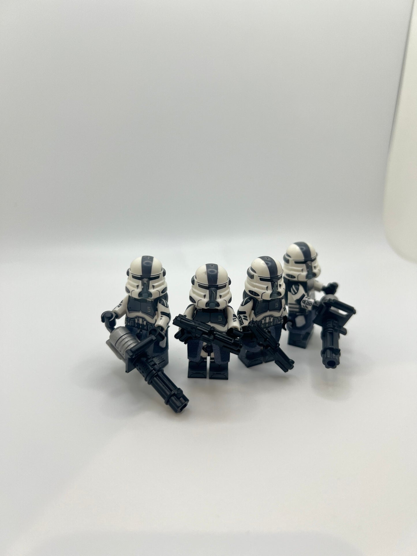 Wolfpack 104th Battalion Airborne Custom Clone Trooper Minifigure Bundle