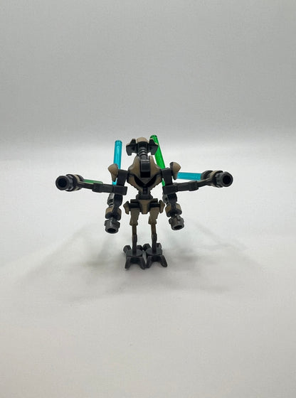 General Grievous Minifigure – 4 Arms & 4 Lightsabers – Separatist Droid General