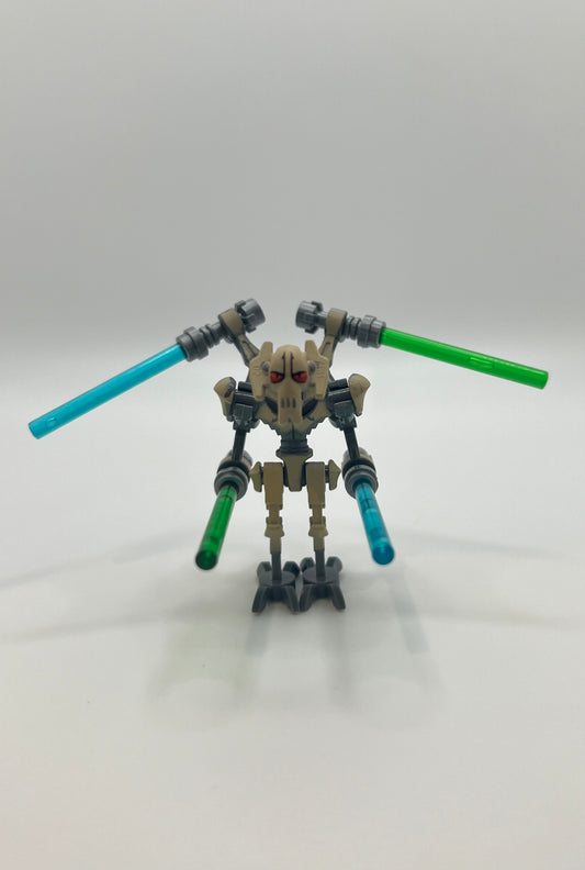 General Grievous Minifigure – 4 Arms & 4 Lightsabers – Separatist Droid General
