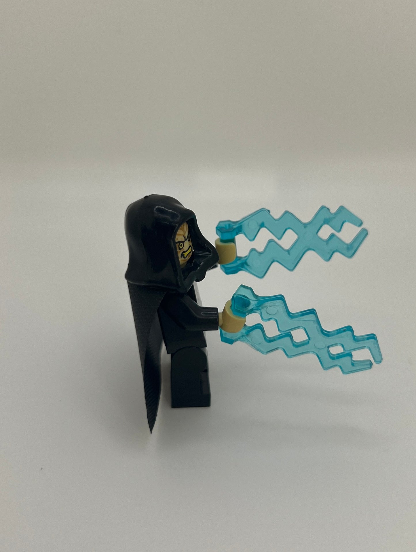 Emperor Palpatine Minifigure – Cape, Hood & Force Lightning Included – Sith Lord