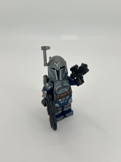 Lady Bo-Katan & 4 Nite Owl Mandalorian Minifigure Bundle – Jetpacks, Blasters & Shield