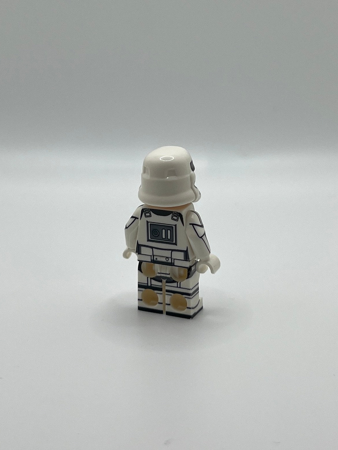 Imperial Stormtrooper Minifigure – Classic White Armor – Star Wars Galactic Empire