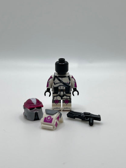 Custom LEGO-Compatible 21st Nova Corps Battlepack – 8 Clone Trooper Minifigure Bundle