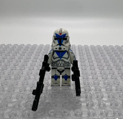 Star Wars 501st Minifigure Set with Weapons & Accessories