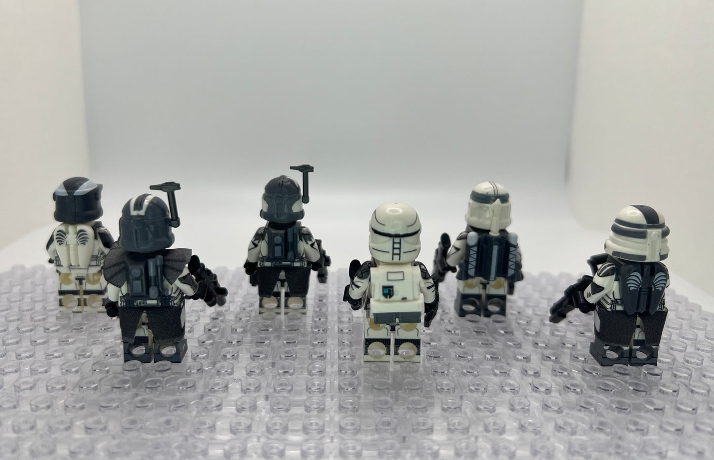 Star Wars 104th Wolfpack Minifigure Set with Weapons & Accessories